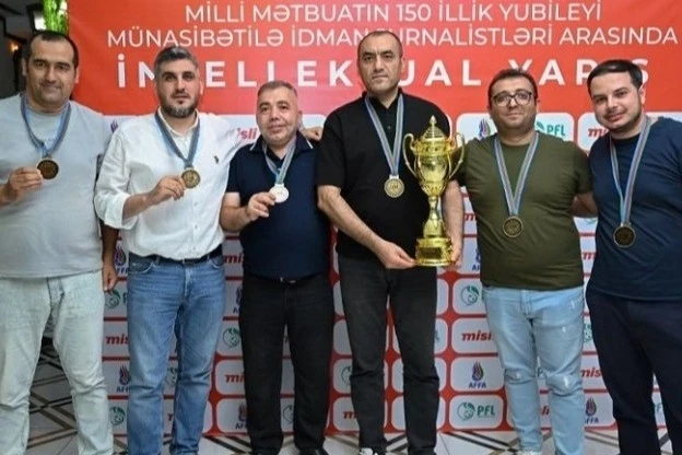 Milli Mətbuat Günü münasibətilə idman jurnalistləri arasında intellektual yarış keçirildi