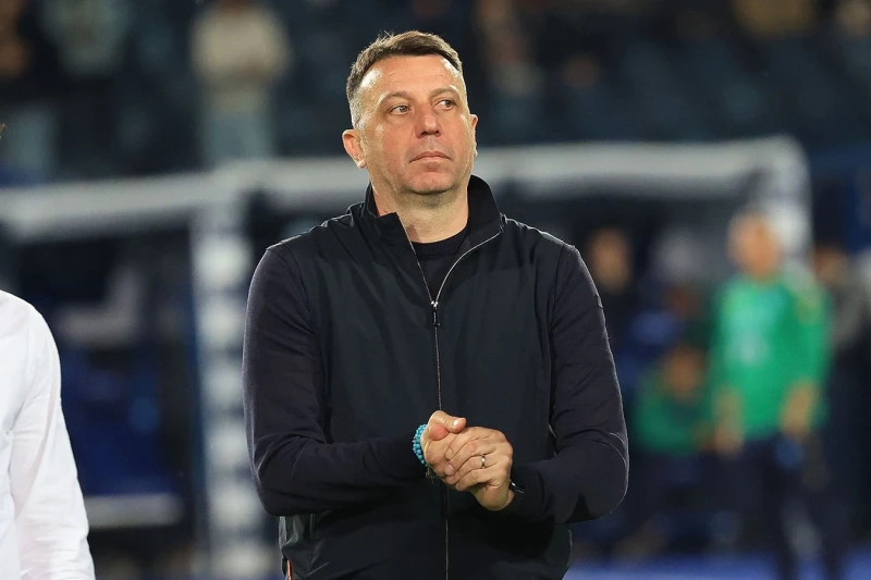 Торино отправил в отставку Марко Барони и назначил Роберто Д'Аверсу главным тренером