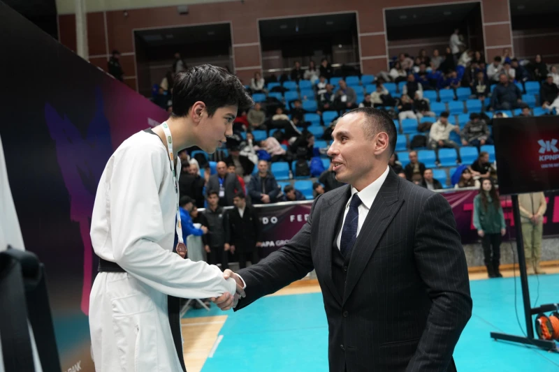 Award ceremony at the Taekwondo Youth National Championship and opening of the Azerbaijan Championship took place