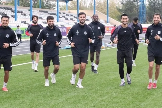 Karvan-Yevlakh footballer Nika Chachashvili disqualified, club fined Karvan-Yevlakh footballer Nika Chachashvili disqualified, club fined