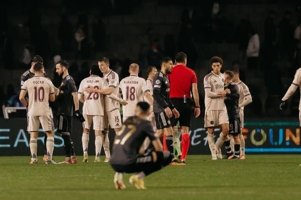 Qarabağ - Ayaks oyununun videoicmalı (2:4)