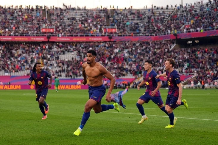 Barcelona Girona Karşısında Son Dakikalarda Galip Geldi