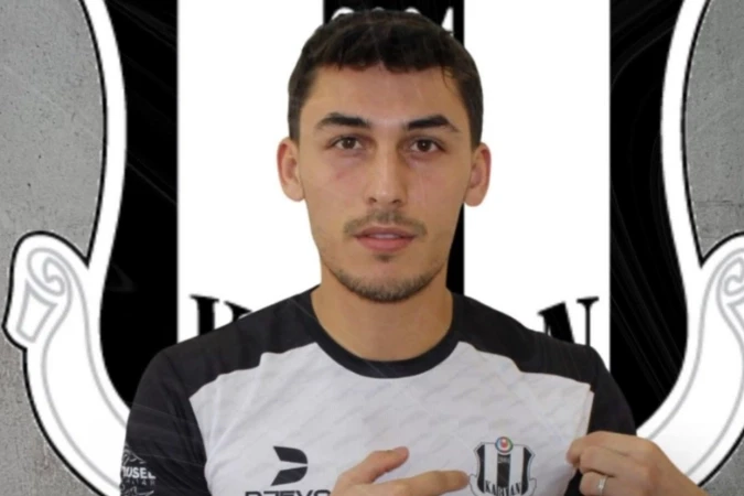 Karvan-Yevlah Samir Abdullayev ile sözleşme imzaladı