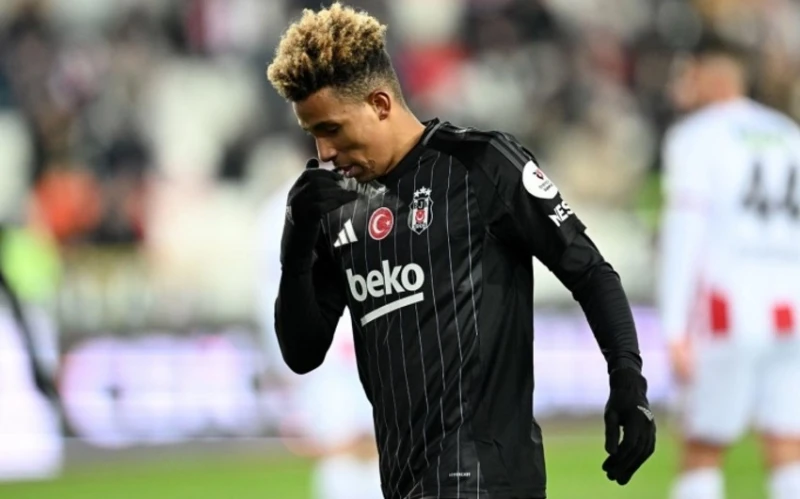 Spartak Jedson Fernandeşin transferi üçün İstanbulda