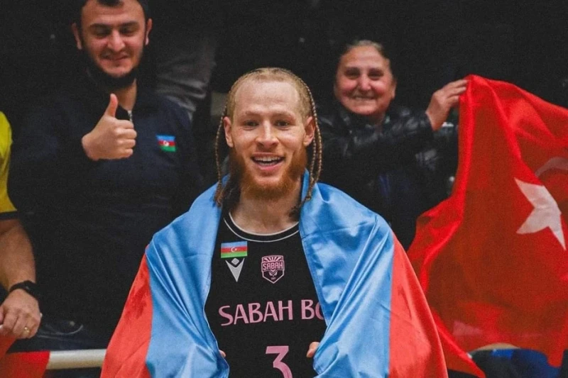 „Sabah“ basketbolçu Hassani Qravett ilə vidalaşıb