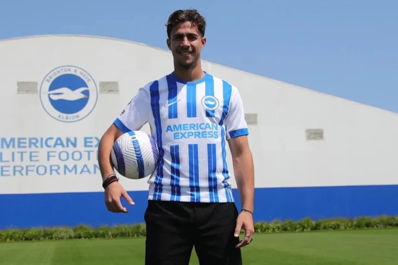 18-year-old Charalampos Kostoulas joins Brighton