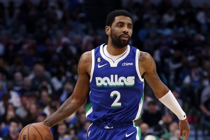 Kyrie Irving knocks out robot: Teammates laughed at first, then got worried