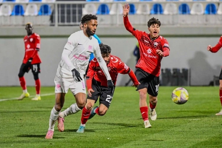 Sabah penaltilər seriyasında Qəbələni məğlub edərək Azərbaycan Kubokunun yarımfinalına yüksəlib