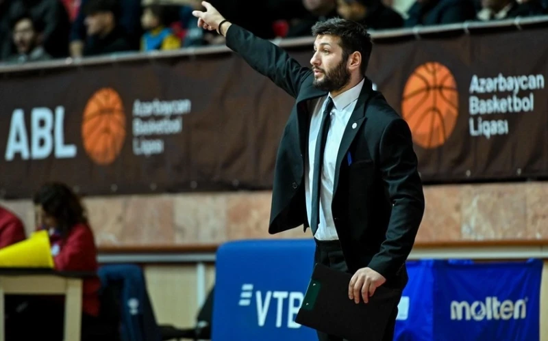 Neftçi basketbol komandası baş məşqçisi ilə vidalaşıb