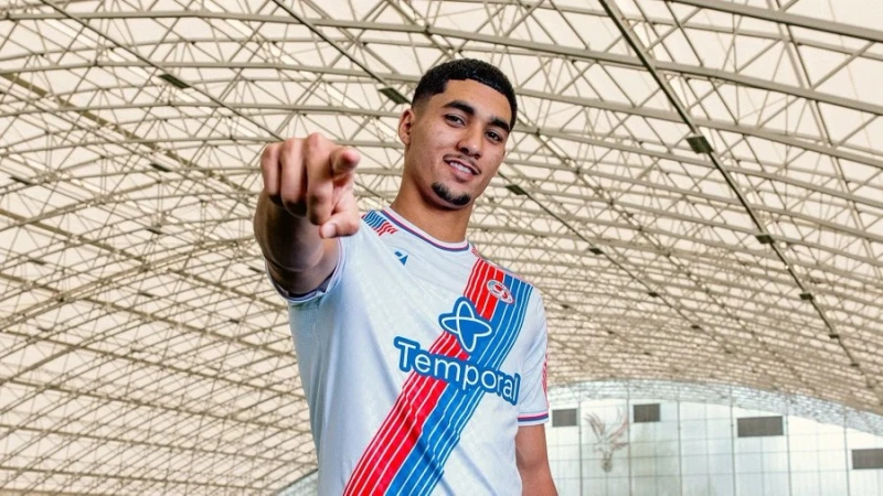 Crystal Palace sign 21-year-old midfielder