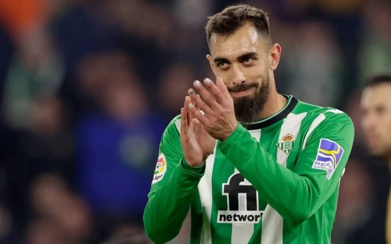 Borja Iglesias Transfers from Bayer 04 to Celta