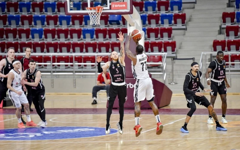 Azərbaycan Basketbol Liqasının final seriyasının ikinci oyununda "Sabah" "Neftçi" üzərində qələbə qazanıb