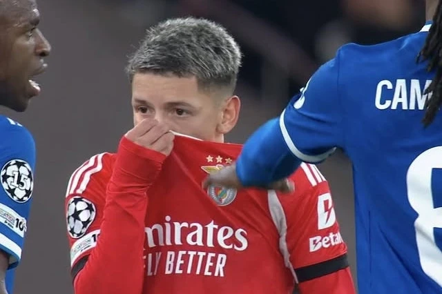 Prestianni Vinisiusa irqçi təhqir etmədiyini deyib