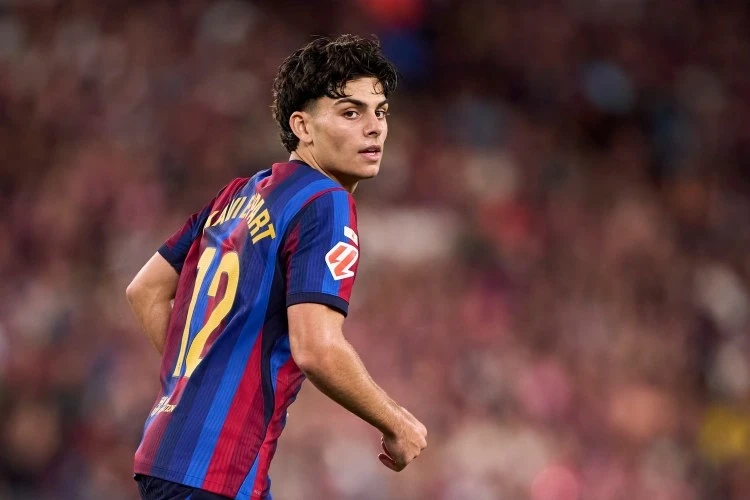 Arsenal, Barcelona müdafiəçisi Xavi Espartı alqı‑satqıya təklif edir