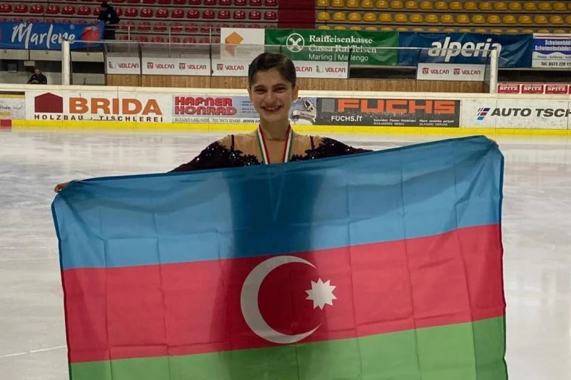 Nərgiz Süleymanova Merano Ice Trophy turnirində gümüş medal qazandı