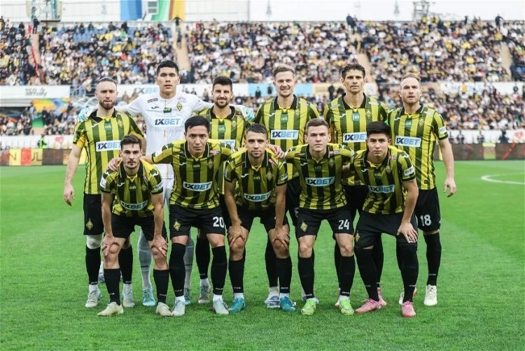 Neftchi and Kairat may hold a friendly match