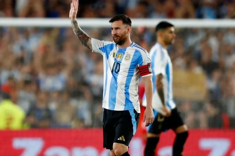 Lionel Messi: Millidə son matçlarıma çıxdığımı bilirəm