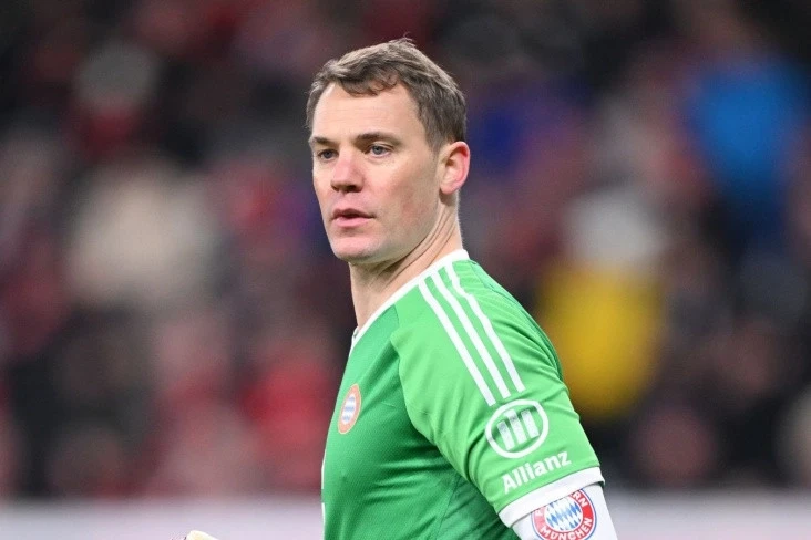 Manuel Neuer is the second goalkeeper with the most appearances in the Bundesliga