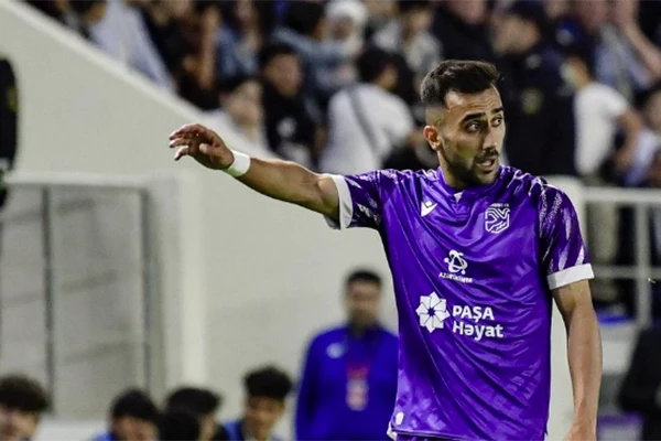 Rovlan Muradov wants to continue his career abroad