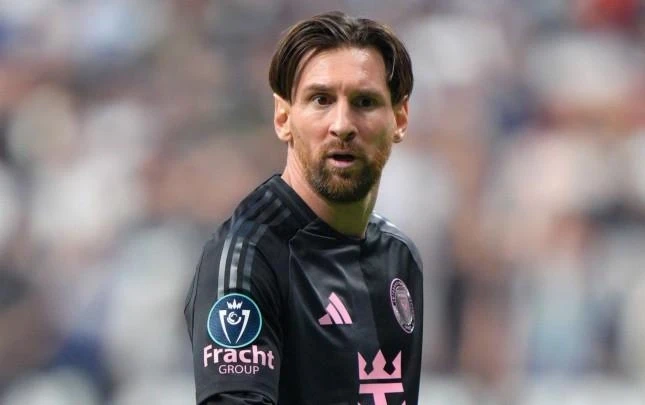Death to that crying Messi