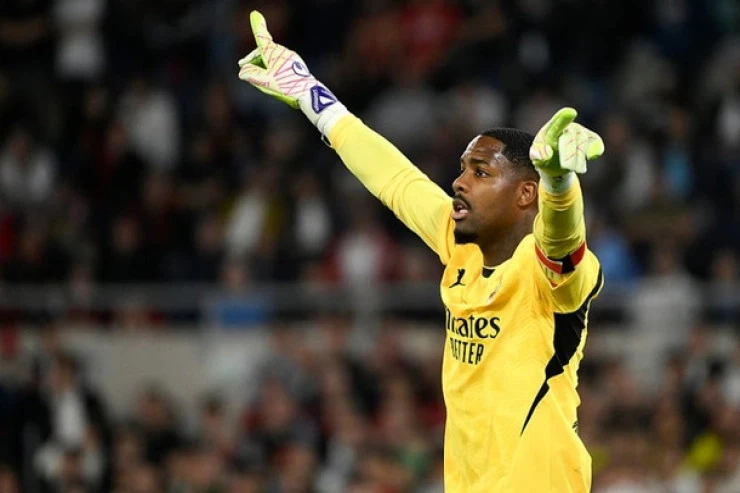 Chelsea Inquired About Mike Maignan's Transfer Fee