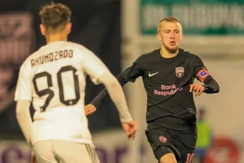 Aleksey İsayevin Sabahda 100-cü Çempionat Oyunu