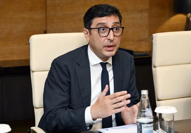 Fərid Qayıbov idmanda dopinqə qarşı əməkdaşlıq məsələlərini müzakirə edib