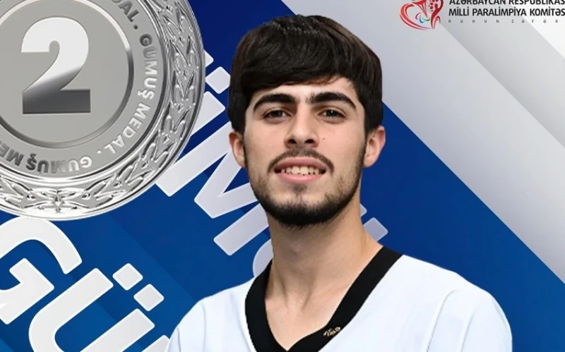 Sabir Zeynalov Çxunçxonda gümüş medal qazanıb