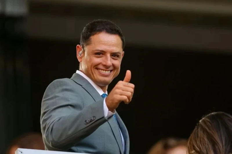 Chicharito signs with MLS club