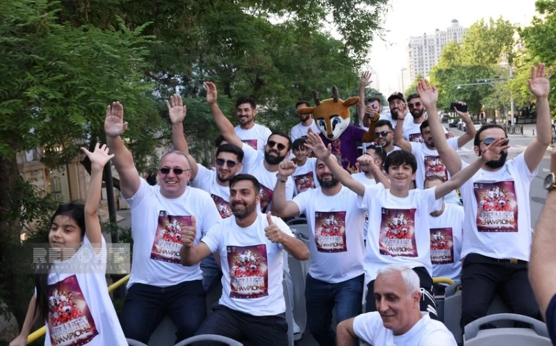 A city tour is organized in Baku on the occasion of the Azerbaijani national minifootball team's world championship