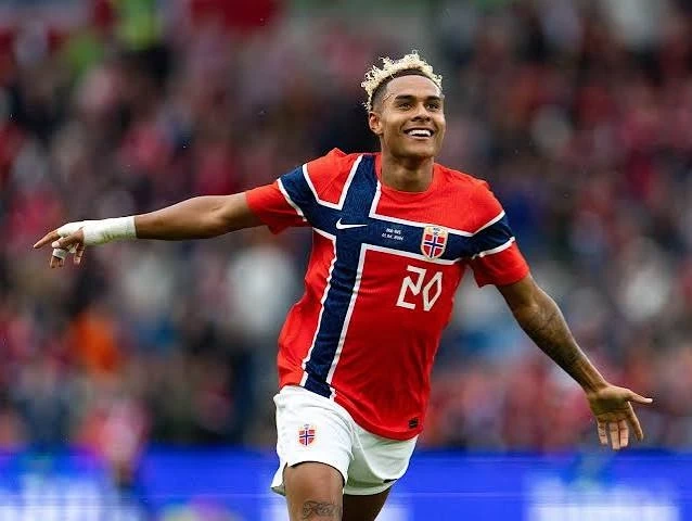Arsenal və Tottenhem Norveçli futbolçunu transfer etməyə maraqlıdır