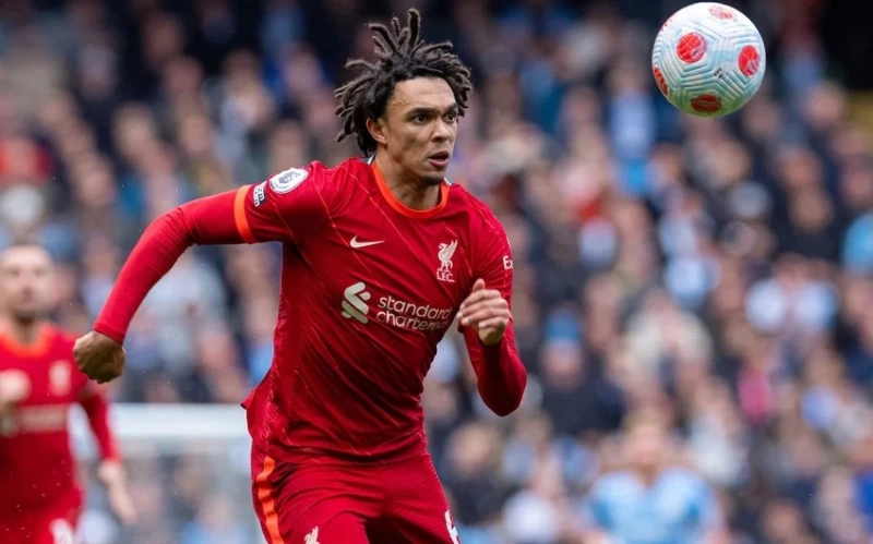 Real Liverpulun iki aparıcı futbolçusunu azad agent kimi heyətinə qatmaq istəyir