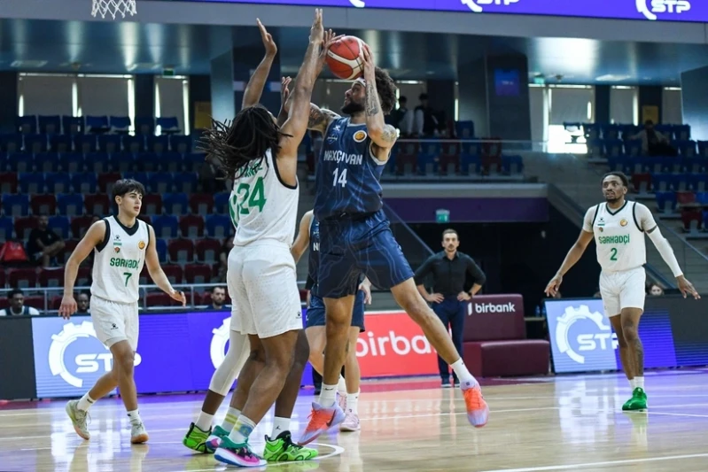 Azərbaycan Basketbol Liqası: IV turda Sərhədçi - Naxçıvan oyunu baş tutub, digər matçlar keçiriləcək Azərbaycan Basketbol Liqası: IV turda Sərhədçi - Naxçıvan oyunu baş tutub, digər matçlar keçiriləcək