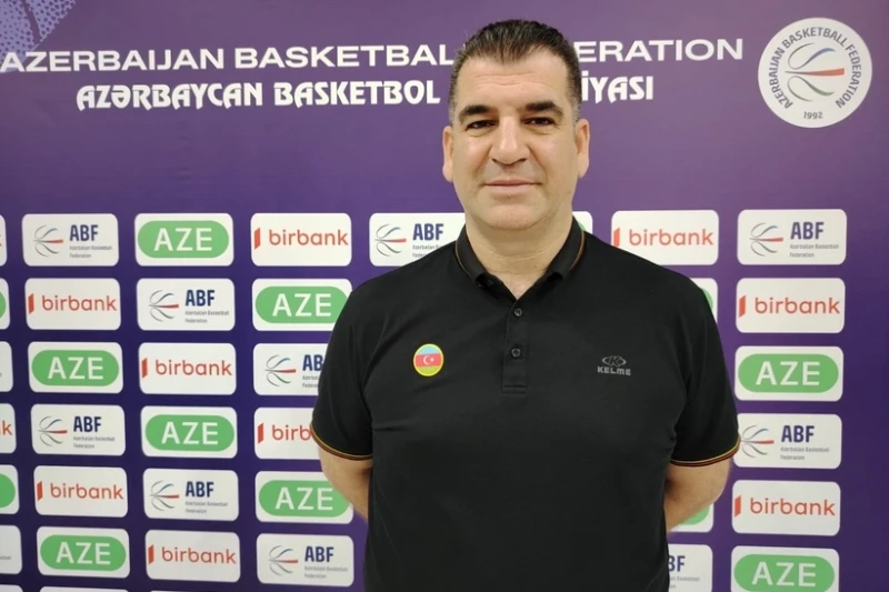 Azərbaycan millisinin baş məşqçisi: Bolqarıstan səviyyəsində deyilik, gənclərimizə zaman lazımdır