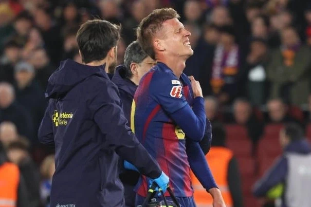 Dani Olmonun Əməliyyatı Dünya Çempionatına G&ouml;rə Təxirə Salındı