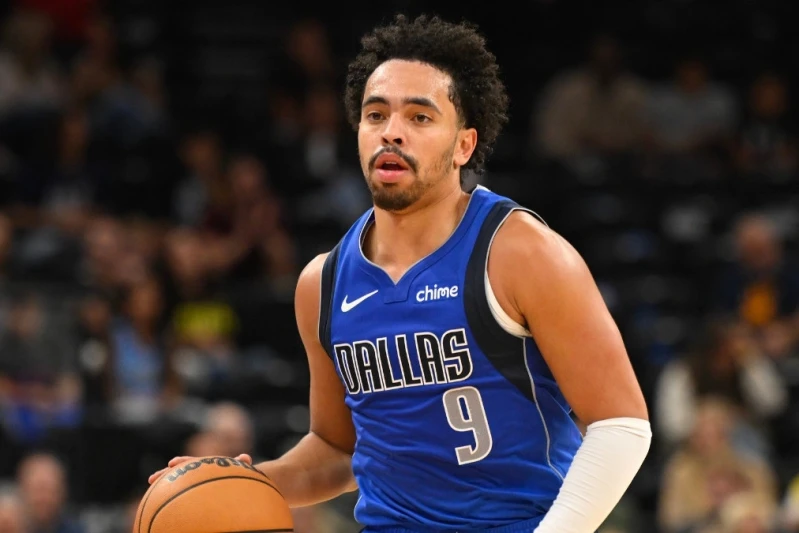 Защита Райана Нембхарда обувью привела к техническому фолу - ВИДЕО