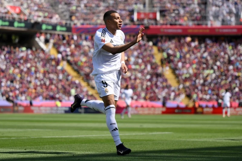 PSJ Mbappe'dən 98 milyon avro tələb edir