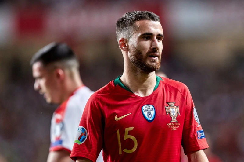 Rafa Silva wants to end his career