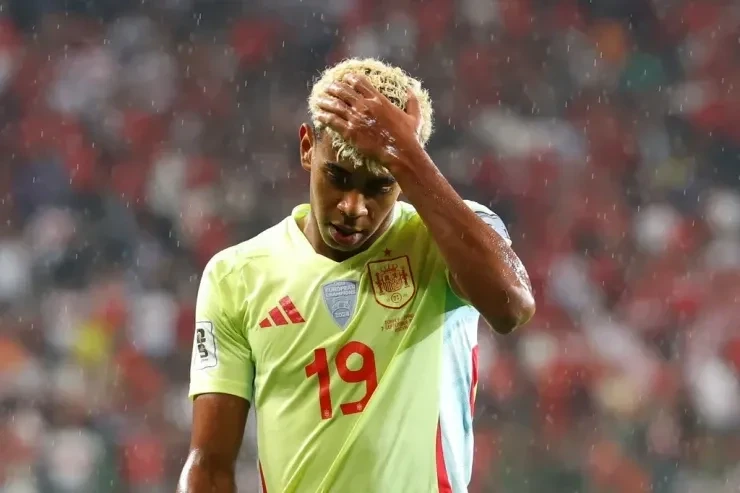 Lamin Yamal withdrawn from Spanish national team training camp due to medical procedure