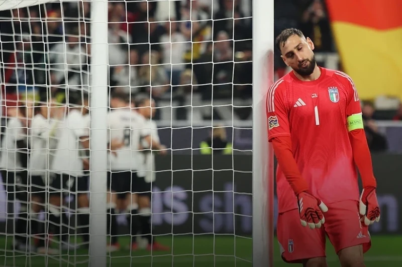 Donnarumma rəqib qapıçının penalti şparqalkasını tapdı: Hakimlə mübahisə, Bosniyanın qələbəsi