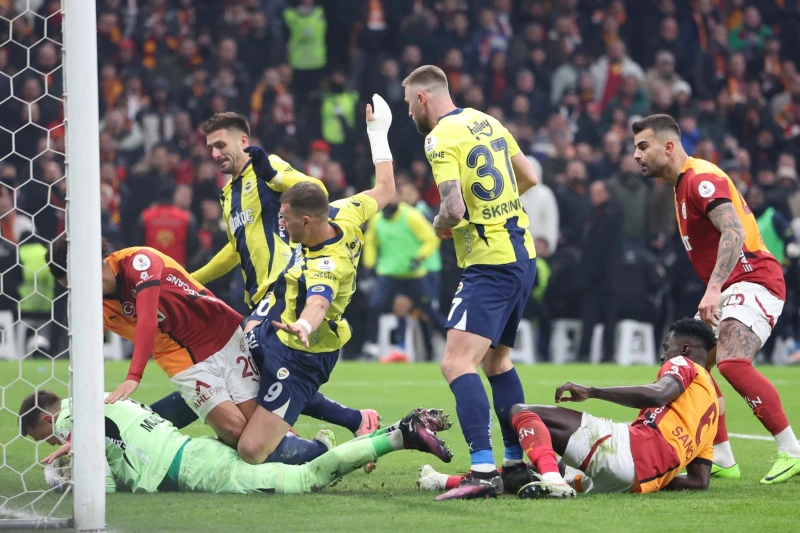 Fənərbaxça - Qalatasaray derbisi: Çempionluq uğrunda həlledici döyüş - İDMAN.BİZ-in İCMALI