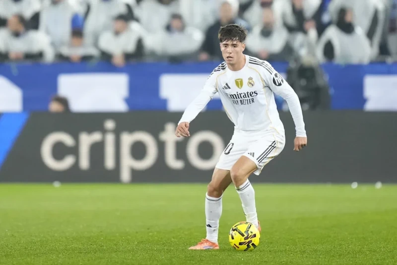 Arsenal Realden 19 yaşındaki Valdepenas ile ilgileniyor