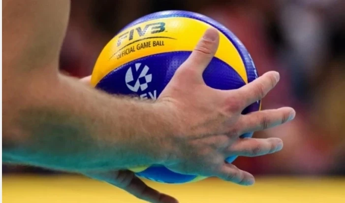 Azərbaycan Yüksək Liqasında qadınlar və kişilər arasında voleybol oyunları baş tutub