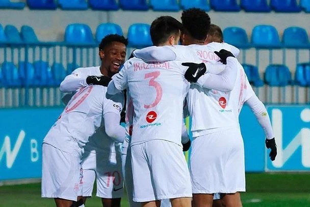 Sabah 1 yoxlama oyunu keçirəcək