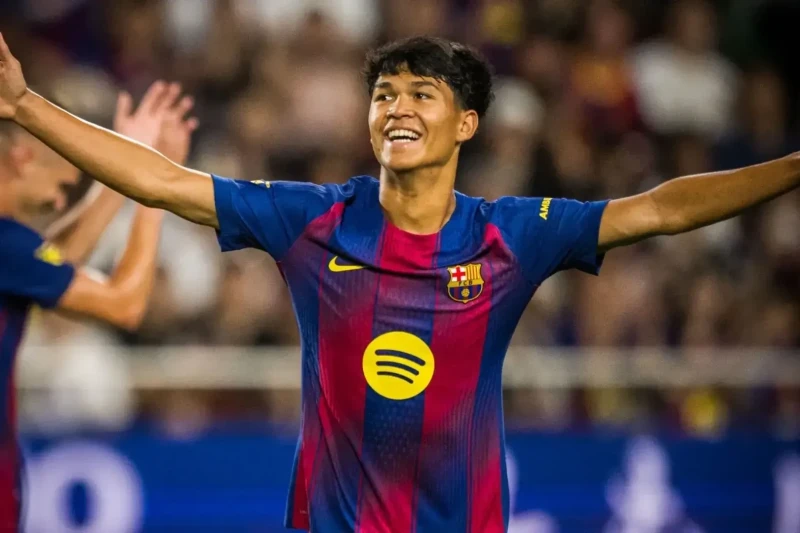 Deku Fernandesin PSJ-yə keçidi: Bu, onun karyerasına zərər verə bilər