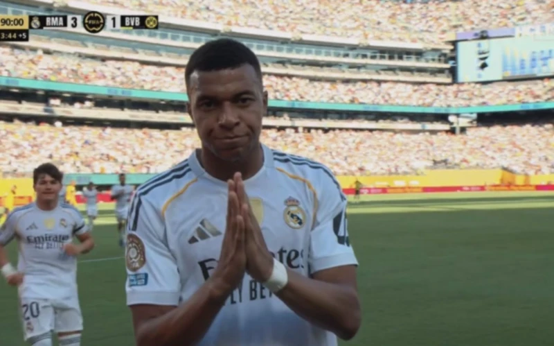 Mbappe qolunu avtomobil qəzasında ölən Dioqu Jotaya həsr etdi