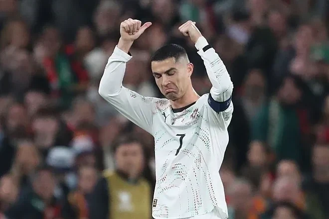 Ronaldo to miss Mexico match due to injury, fans are upset