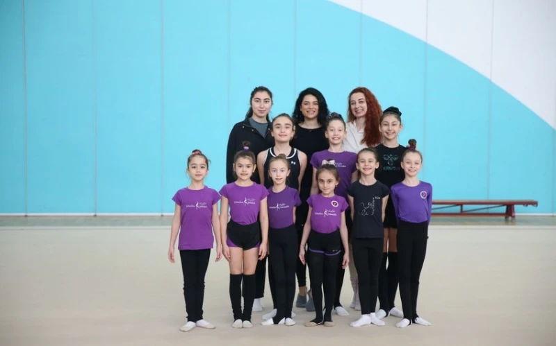 Türkiyənin bədii gimnastları Bakıda təlim-məşq toplanışında iştirak ediblər