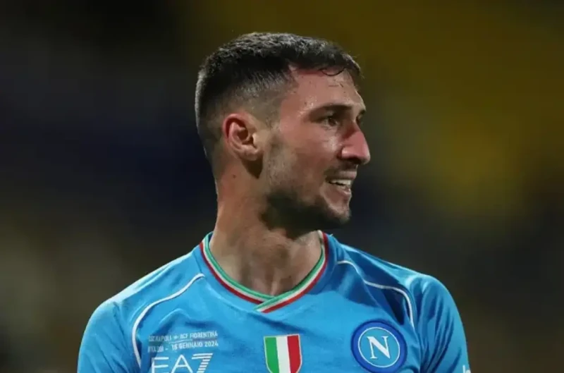 Matteo Politano Napolinin tarixinə düşdü