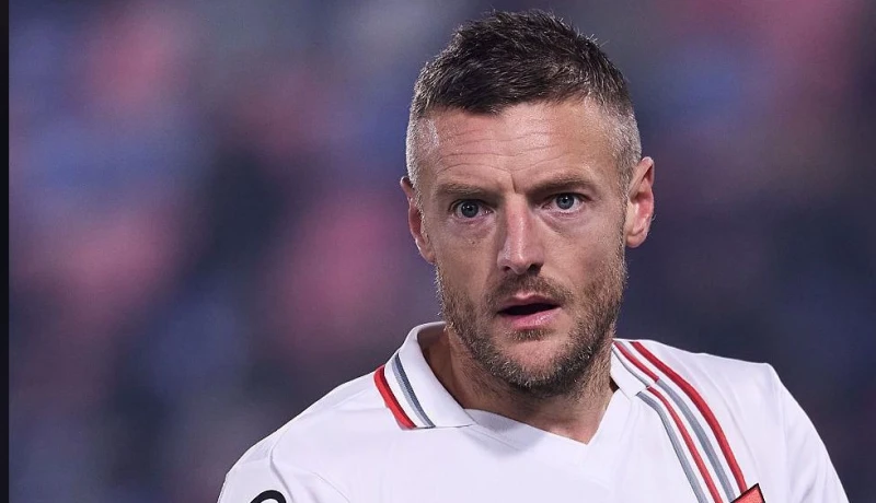 Everton 39 yaşlı Jamie Vardy‑i transfer etməyi düşünür